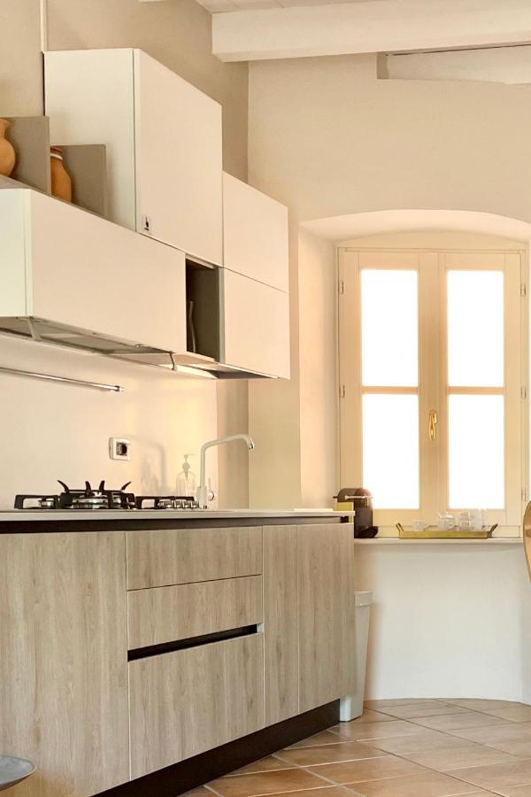 Borgo Dei Sogni Apartment San Felice del Benaco Bagian luar foto