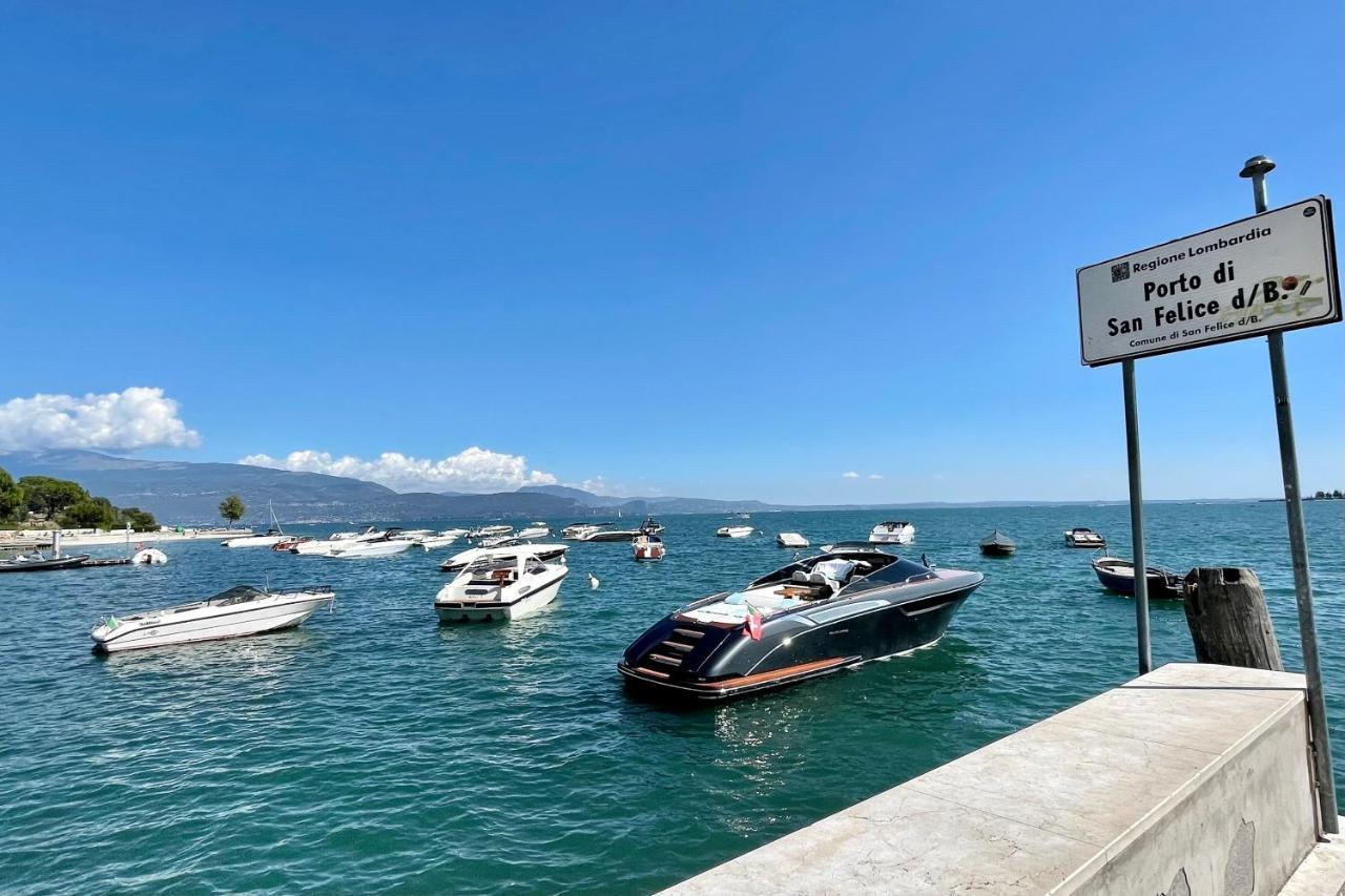 Borgo Dei Sogni Apartment San Felice del Benaco Bagian luar foto